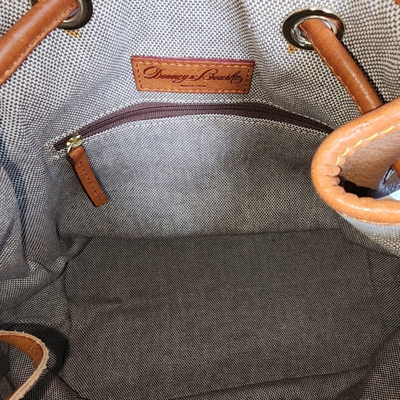 Dooney & Bourke AWL - Picture 9 of 16